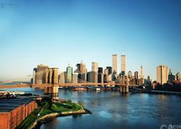 USA photography. Heart Beat Of The World.  New York City. The Twin Towers and the Brooklyn Bridge 2000