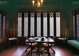 Irish photography. England. The Bay Study at Bramall Hall - Stockport, Cheshire